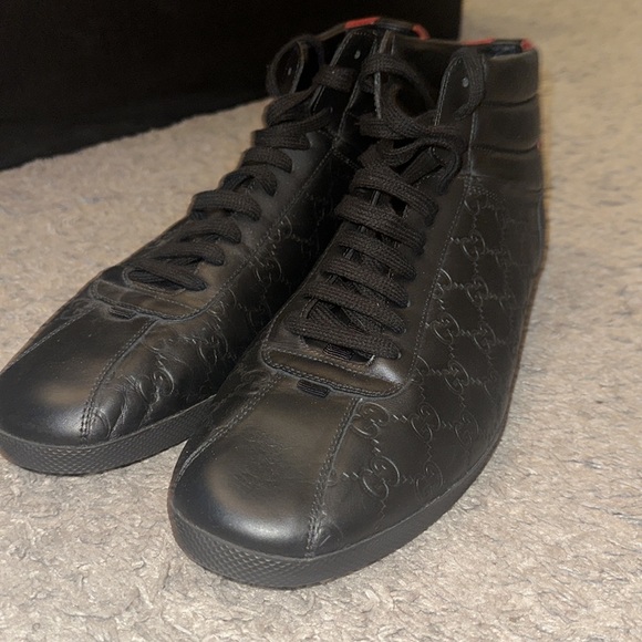 Gucci Signature Black and Red Hightops - Picture 3 of 5